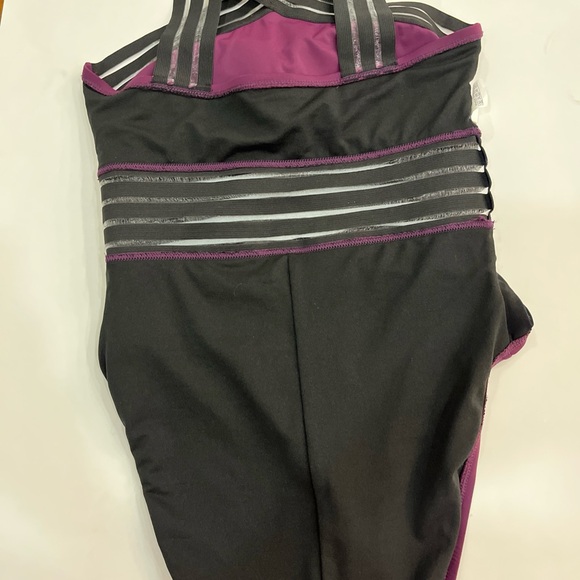 Hilor Women's Burgundy Front Crisscross One Piece Padded Swimsuit Size Small 4-6 - Picture 11 of 11